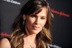 jennifer garner 2nd save the children illumination gala in new york 19nov2014 g4C9EkMQ.sized